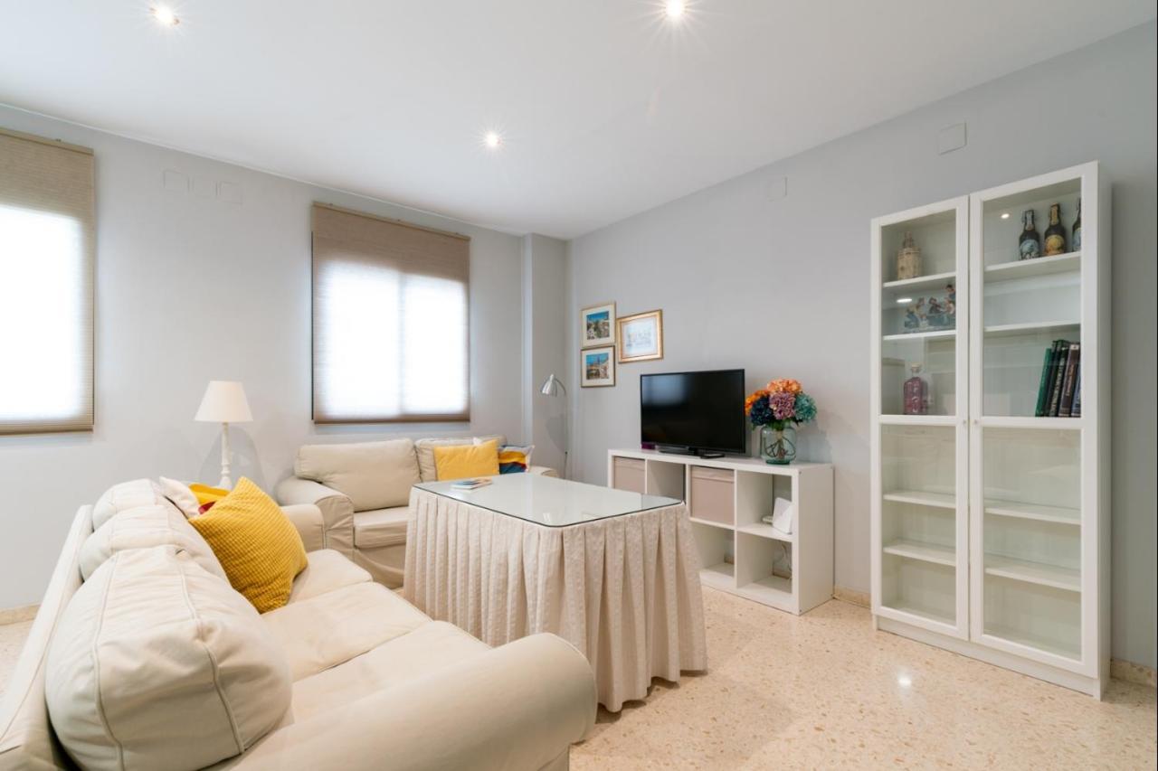 Behouse Reyes Catolicos Apartment Seville Exterior photo